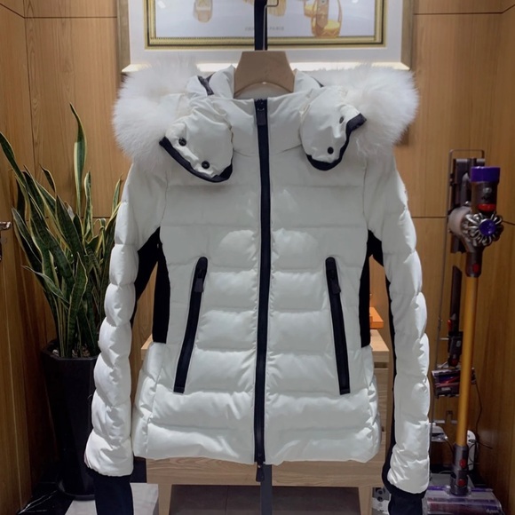 Moncler Jackets & Blazers - Authentic Moncler Women Down Jacket